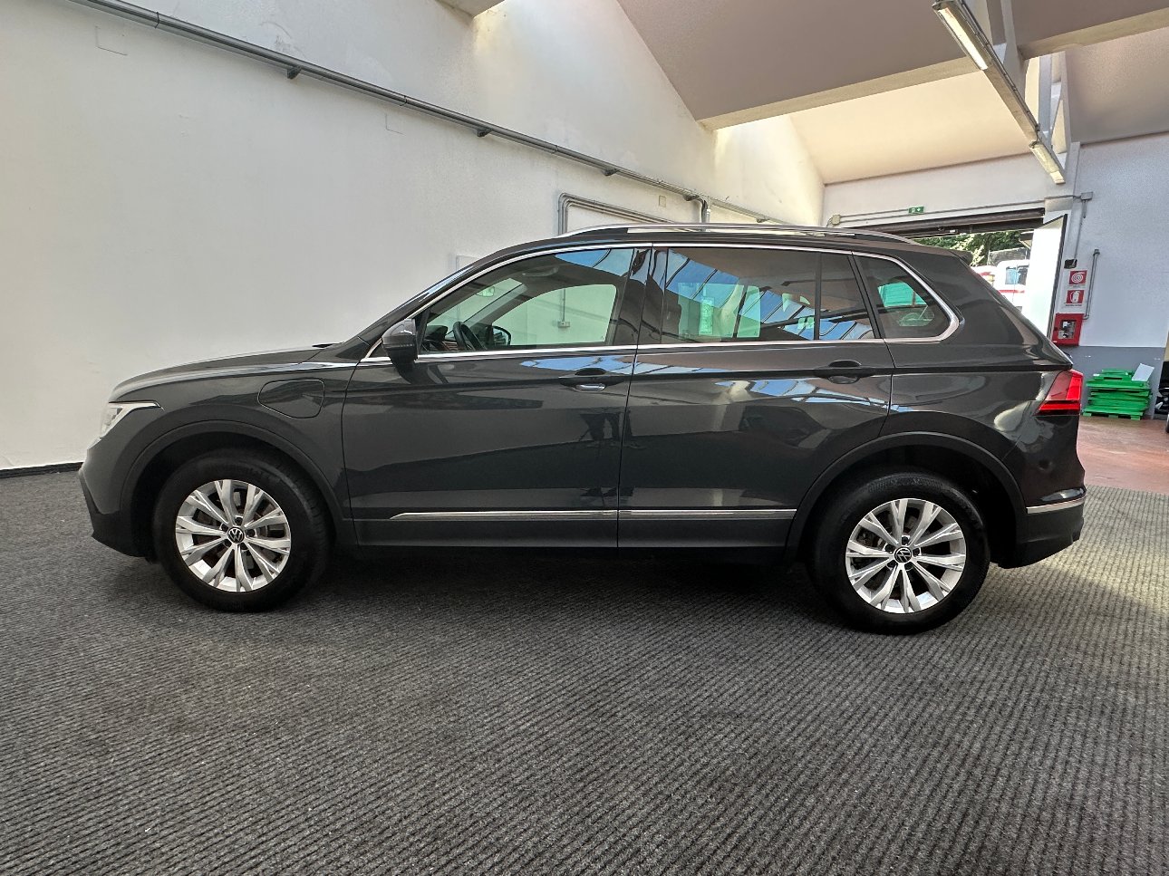 Volkswagen Tiguan 1.4 tsi PLUG-IN  dsg PHEV LED|COCKPIT|ACC|PADDLES|SERVICE