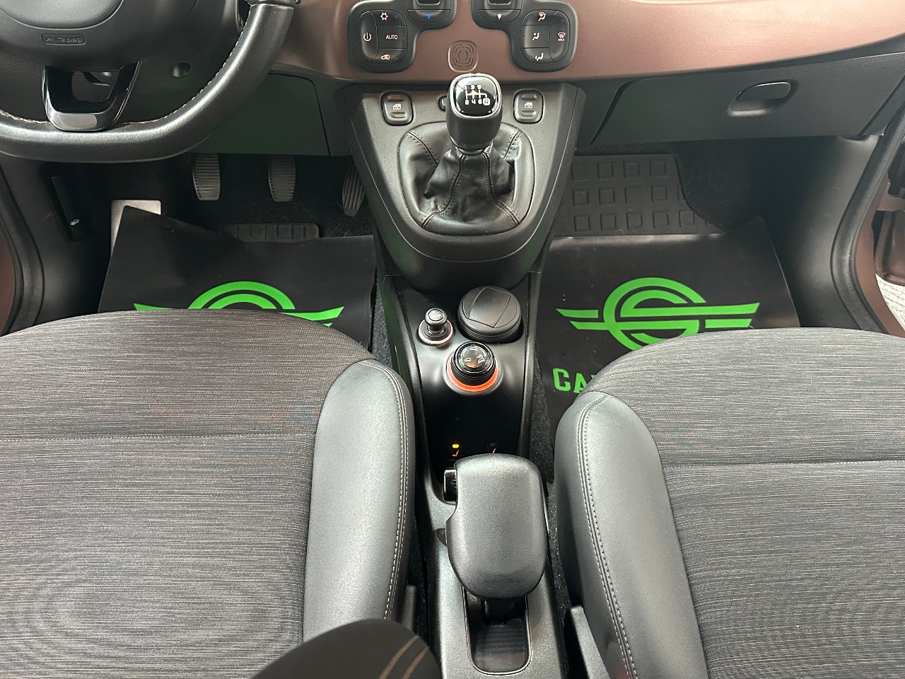 Fiat Panda 0.9 t.air Trussardi 4×4 UNIPROP.|SENSORI|PELLE