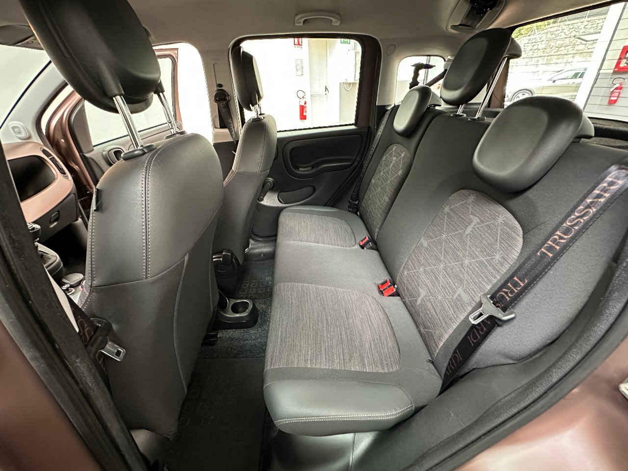 Fiat Panda 0.9 t.air Trussardi 4×4 UNIPROP.|SENSORI|PELLE
