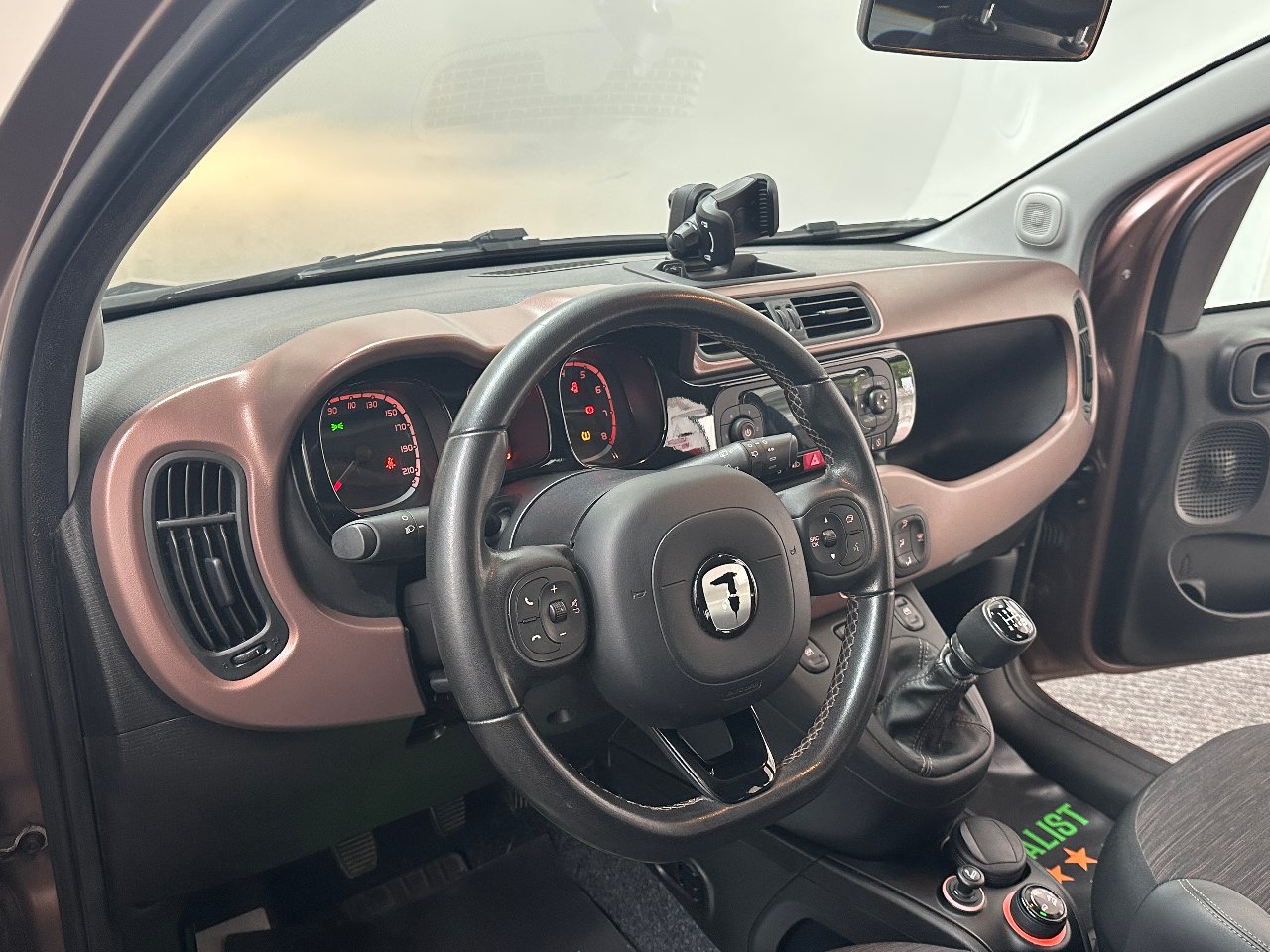 Fiat Panda 0.9 t.air Trussardi 4×4 UNIPROP.|SENSORI|PELLE