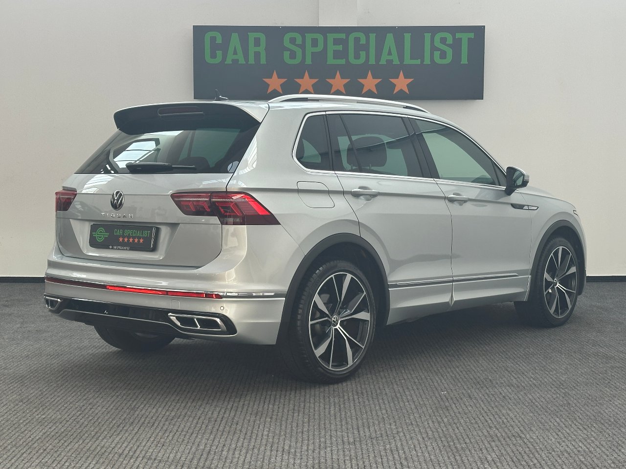 Volkswagen Tiguan 1.5 tsi R-Line 150cv dsg IQ.LED|PADDLES|ACC|20′