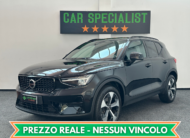 Volvo XC40 2.0 b3 Plus Dark UNIPROP.|REAR|HARMAN&KARDON|19′