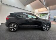 Volvo XC40 2.0 b3 Plus Dark UNIPROP.|REAR|HARMAN&KARDON|19′