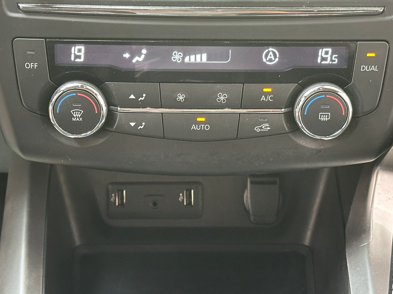 Renault Kadjar 1.5 dci 110cv UNIPROP.|NAVI|RETROCAMERA|19′