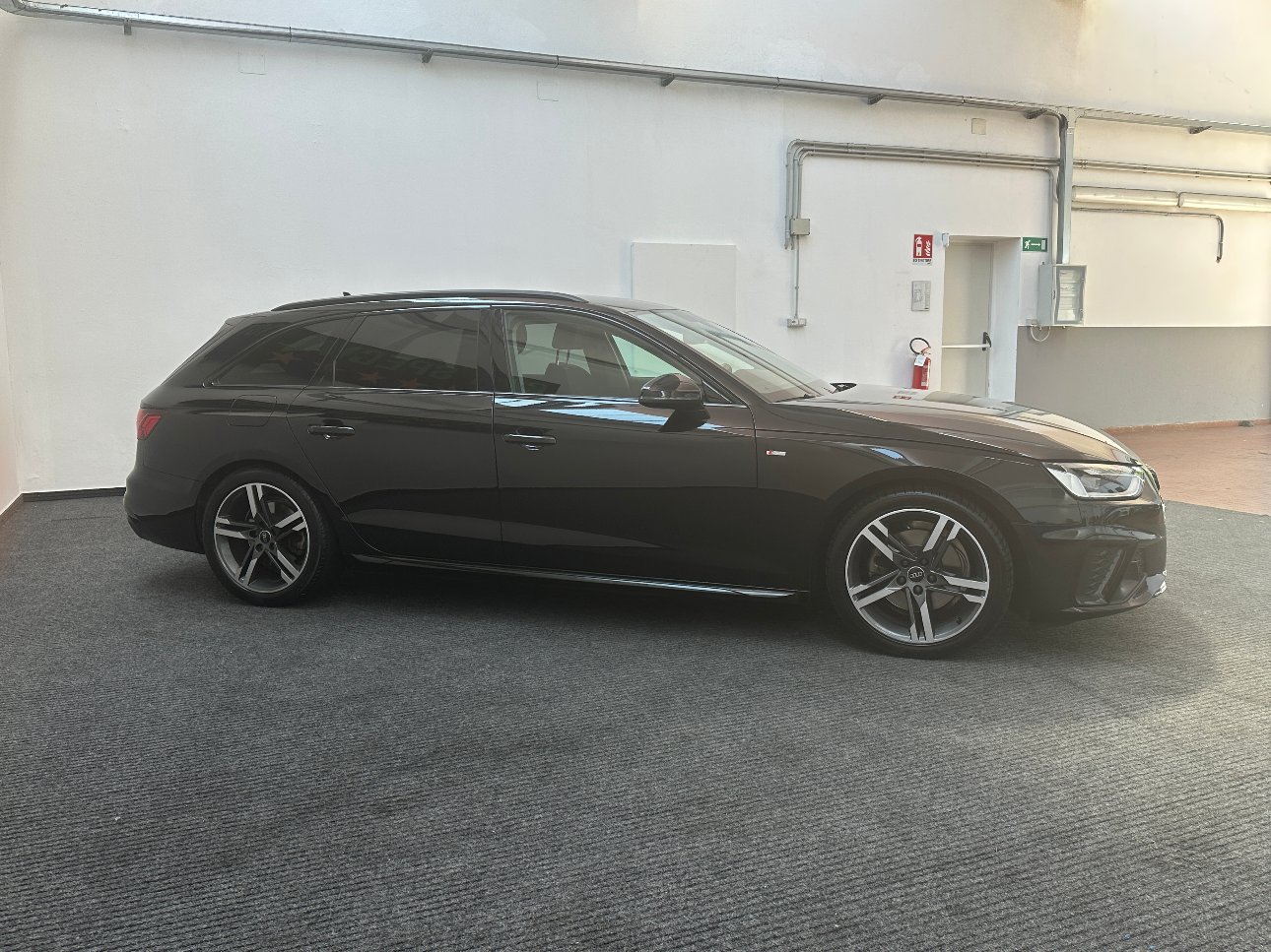 Audi A4 Avant 35 2.0 tfsi mhev S line 150cv REAR|ACC|CARPLAY|PADDLES|18′