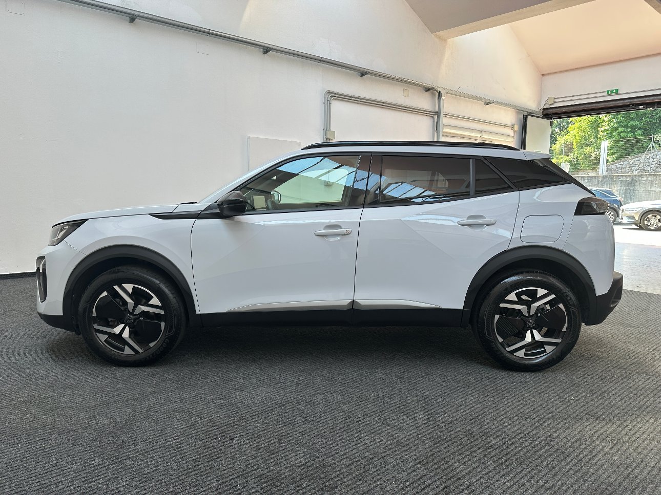 Peugeot 2008 1.2 Allure 130cv eat8 NEOPAT.|LED|CARPLAY|PADDLES