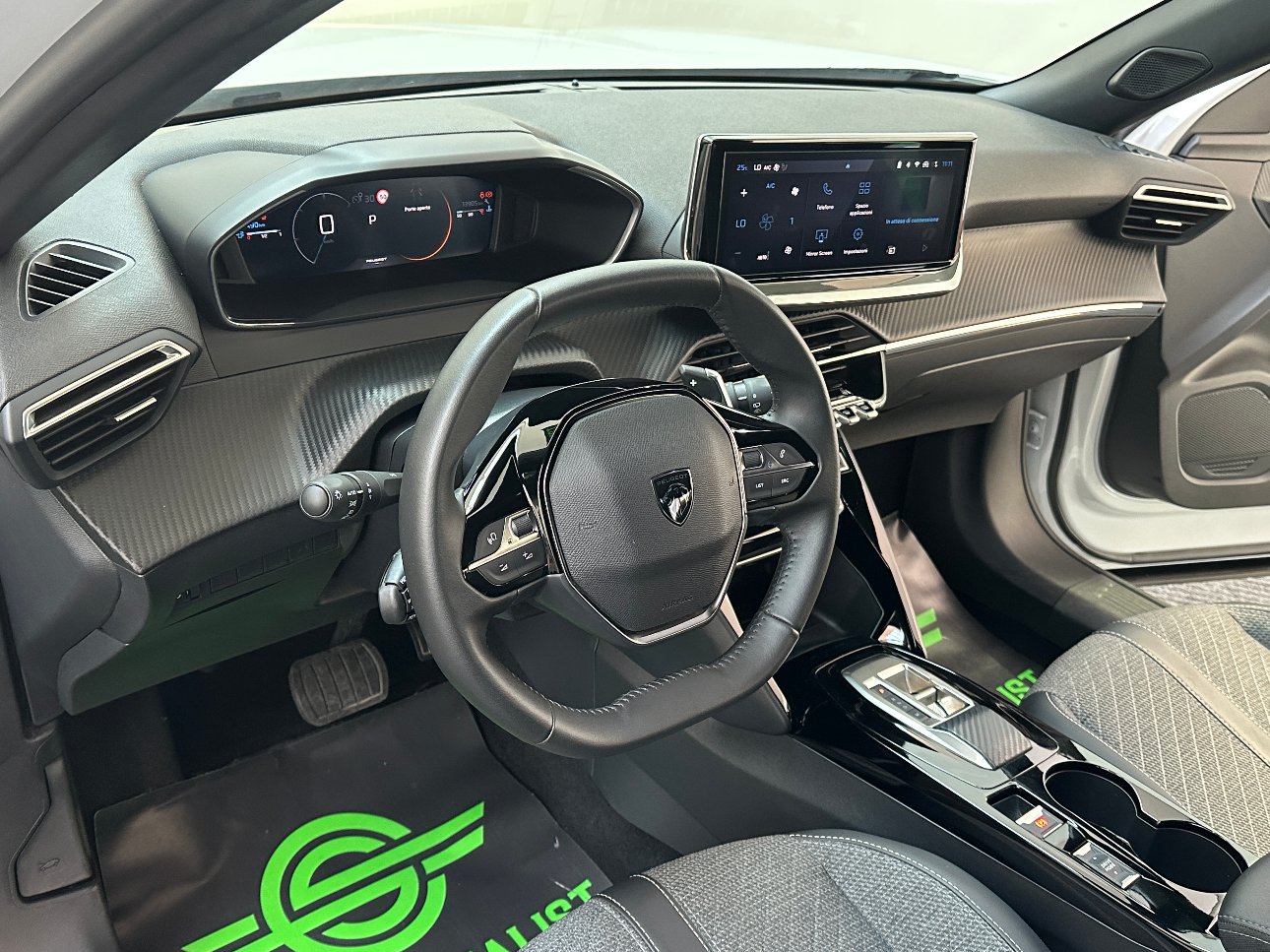 Peugeot 2008 1.2 Allure 130cv eat8 NEOPAT.|LED|CARPLAY|PADDLES