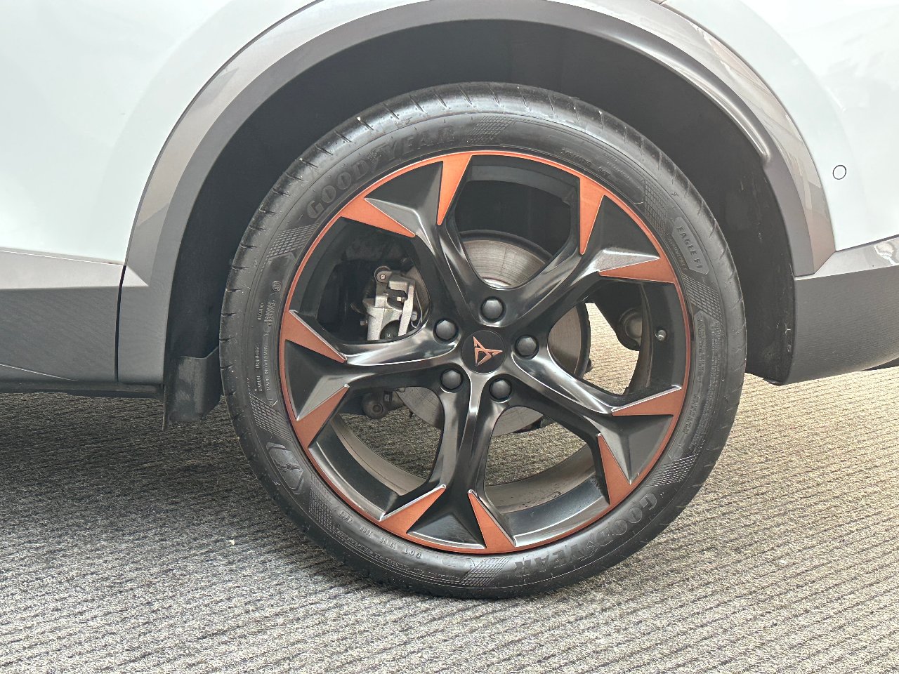 Cupra Formentor 1.4 e-hybrid PHEV dsg AMBIENT|PADDLES|REAR|ACC|19′