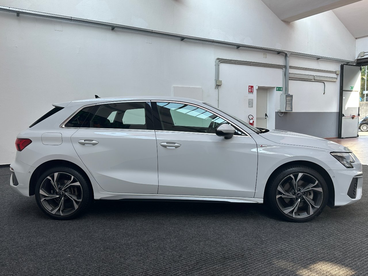 Audi A3 Sportback 40 PHEV PLUG-IN 1.4 tfsi e S line LED|ACC|PADDLES|CARPLAY|18′