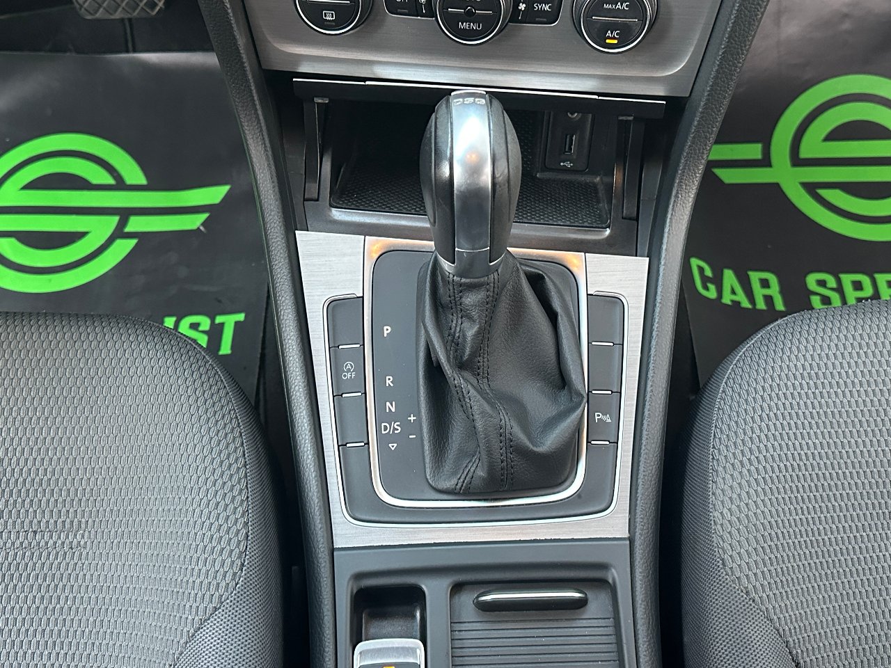 Volkswagen Golf 1.6 tdi 110cv dsg UNIPROP.|NEOPAT.|AUTO
