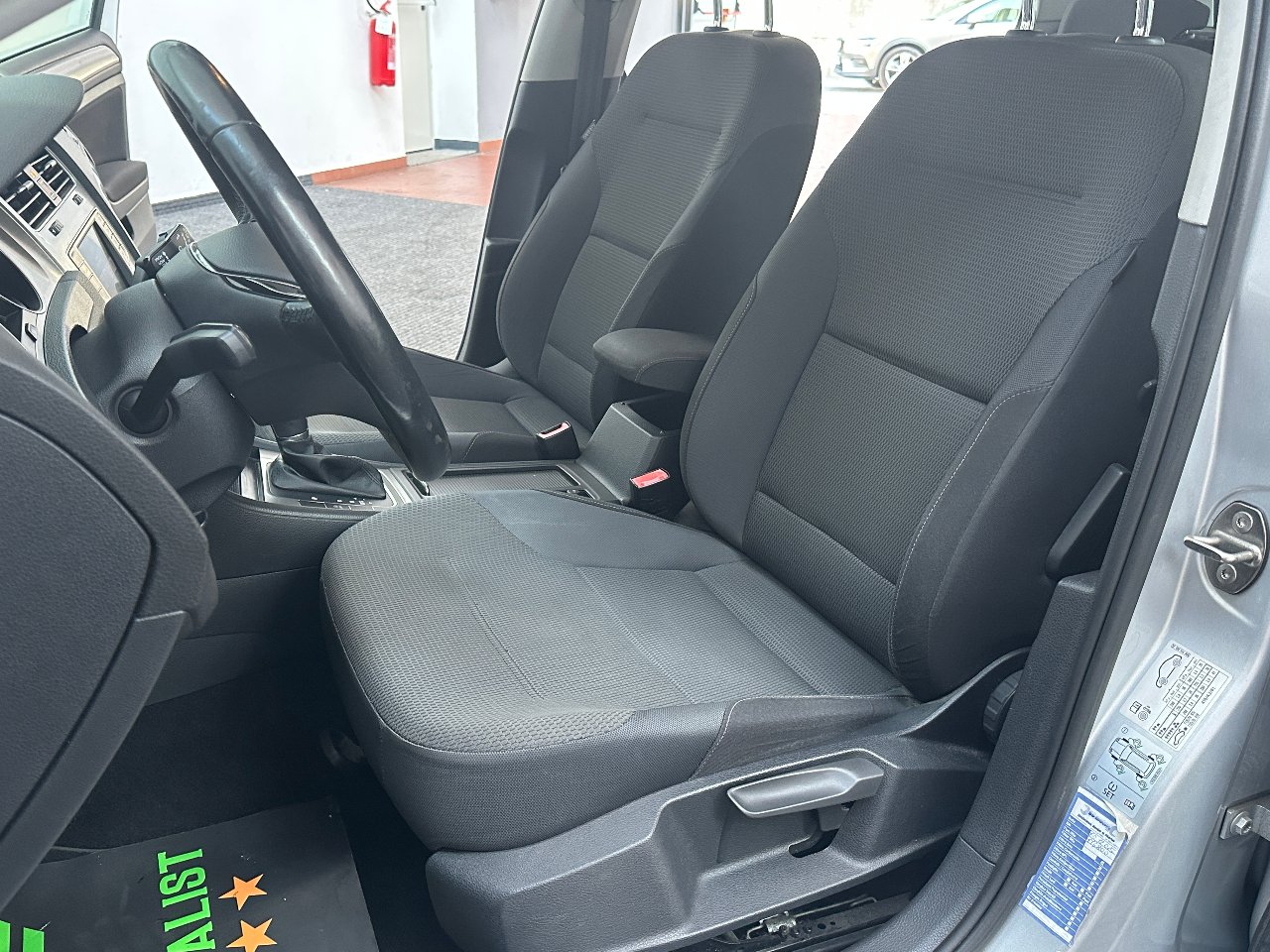 Volkswagen Golf 1.6 tdi 110cv dsg UNIPROP.|NEOPAT.|AUTO