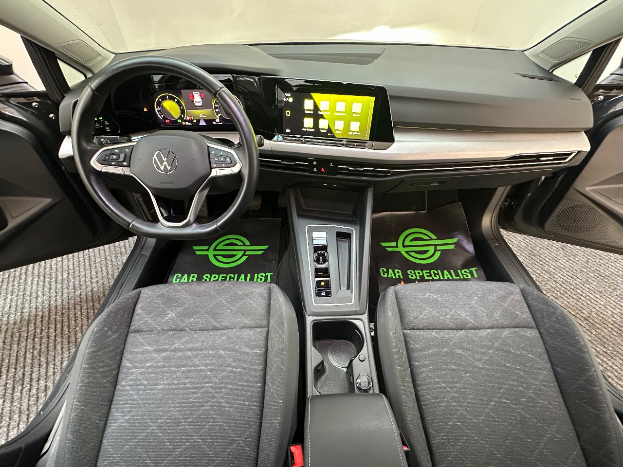 Volkswagen Golf 2.0 tdi 115cv dsg AMBIENT|LED|ACC|PADDLES|CARPLAY