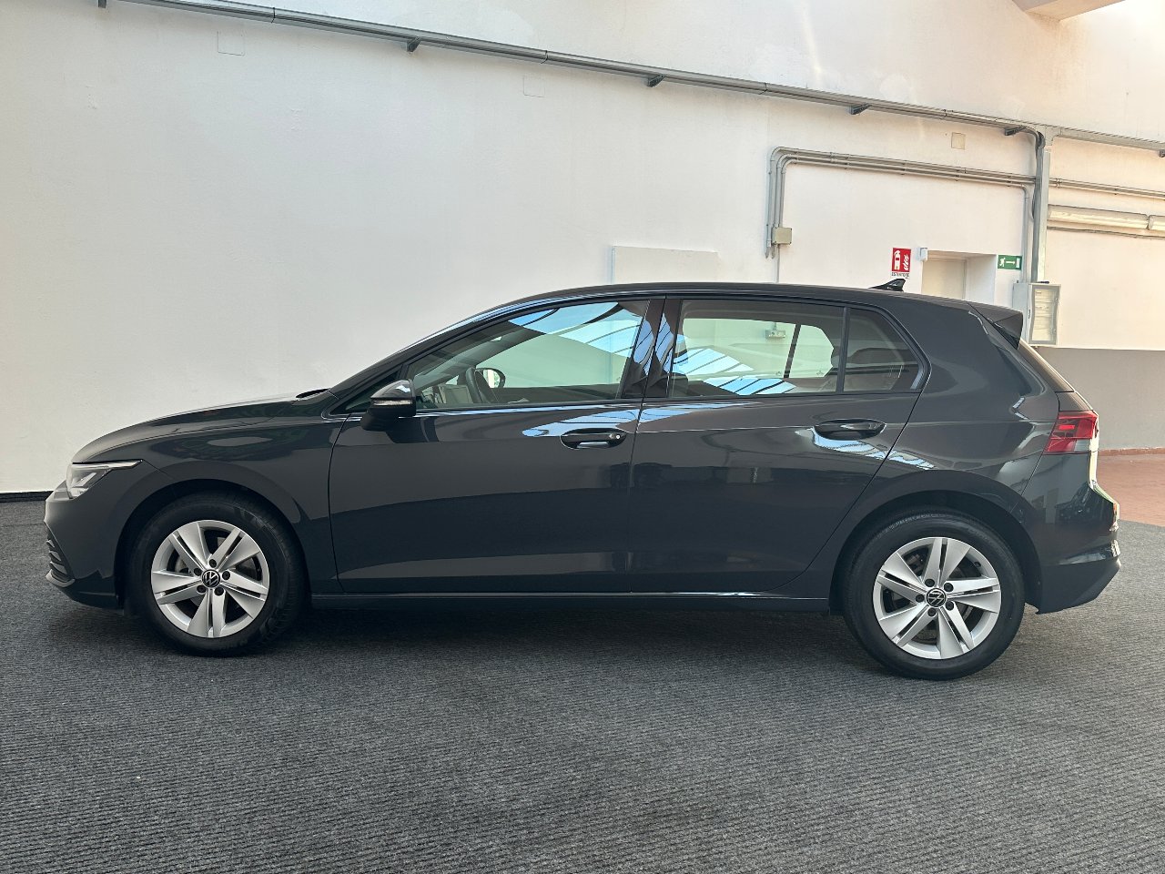 Volkswagen Golf 2.0 tdi 115cv dsg AMBIENT|LED|ACC|PADDLES|CARPLAY