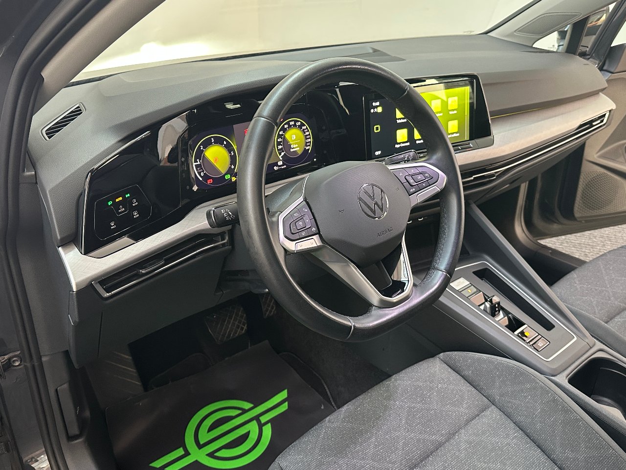 Volkswagen Golf 2.0 tdi 115cv dsg AMBIENT|LED|ACC|PADDLES|CARPLAY