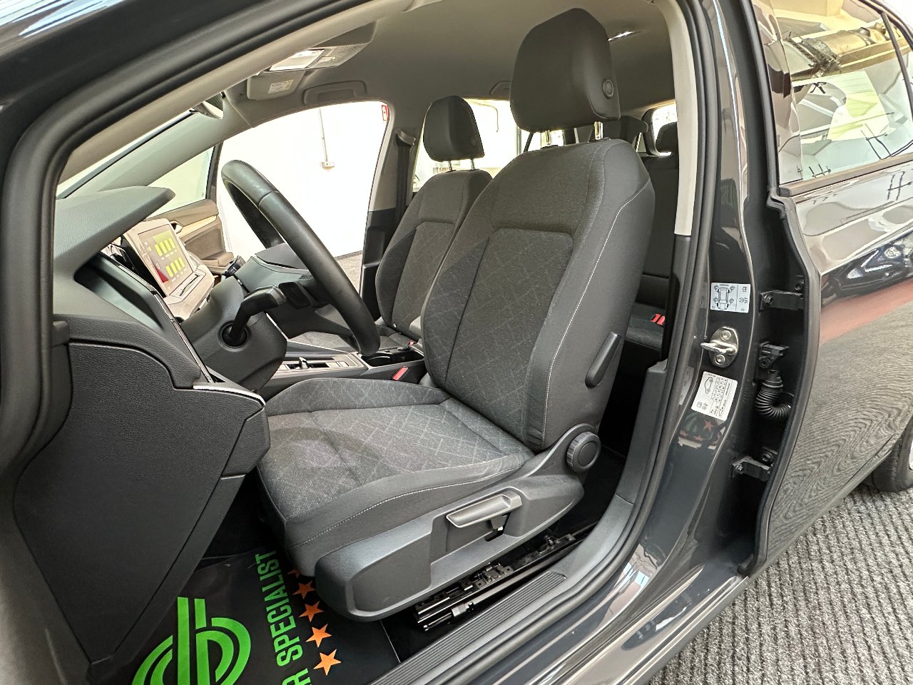 Volkswagen Golf 2.0 tdi 115cv dsg AMBIENT|LED|ACC|PADDLES|CARPLAY
