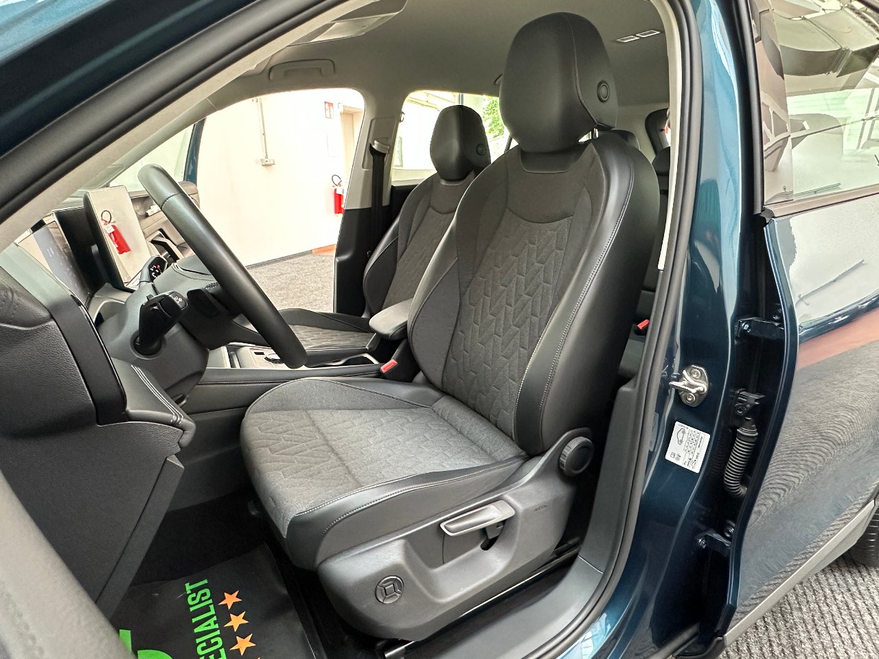 Volkswagen Tiguan 1.5 etsi 150cv dsg NEWMODEL|REAR|ACC|PADDLES|18′