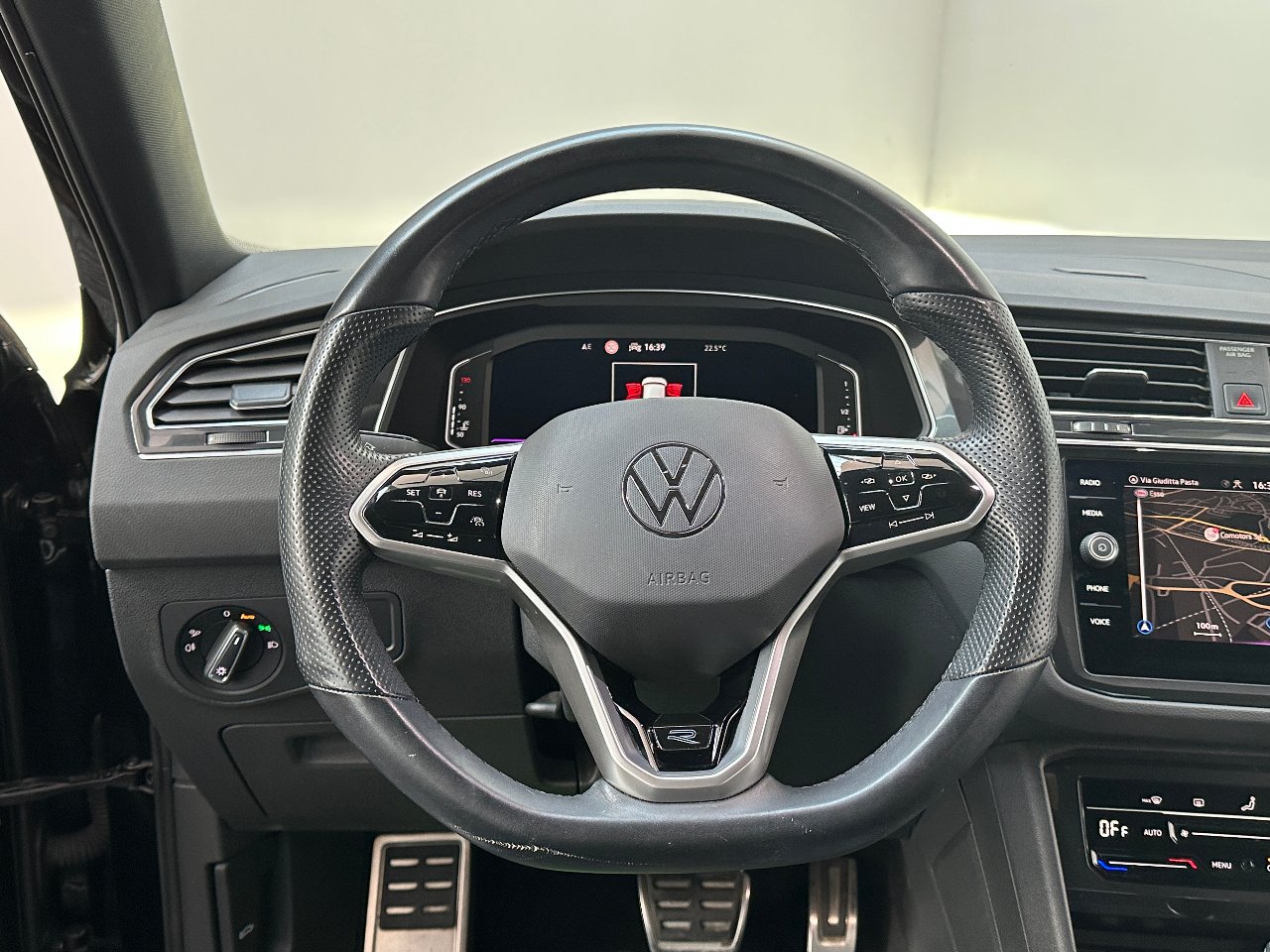 Volkswagen Tiguan 1.5 tsi R-Line 150cv dsg LED|PADDLES|ACC|20′