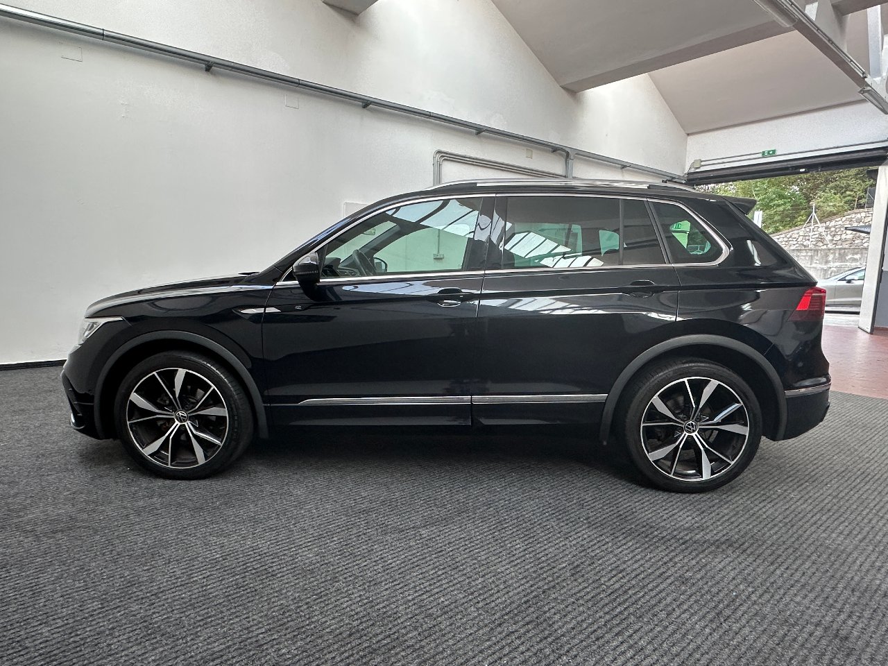 Volkswagen Tiguan 1.5 tsi R-Line 150cv dsg LED|PADDLES|ACC|20′
