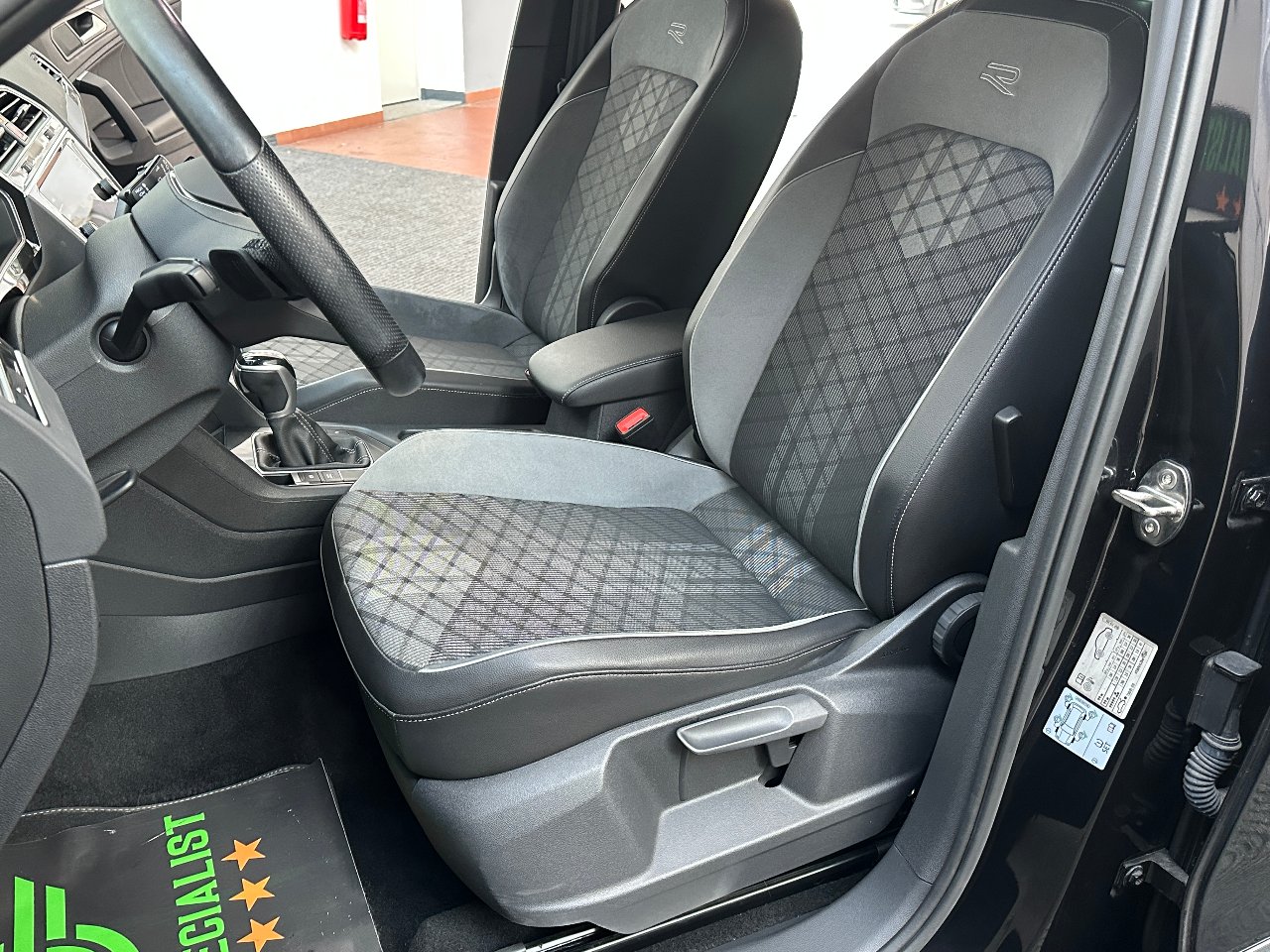 Volkswagen Tiguan 1.5 tsi R-Line 150cv dsg LED|PADDLES|ACC|20′