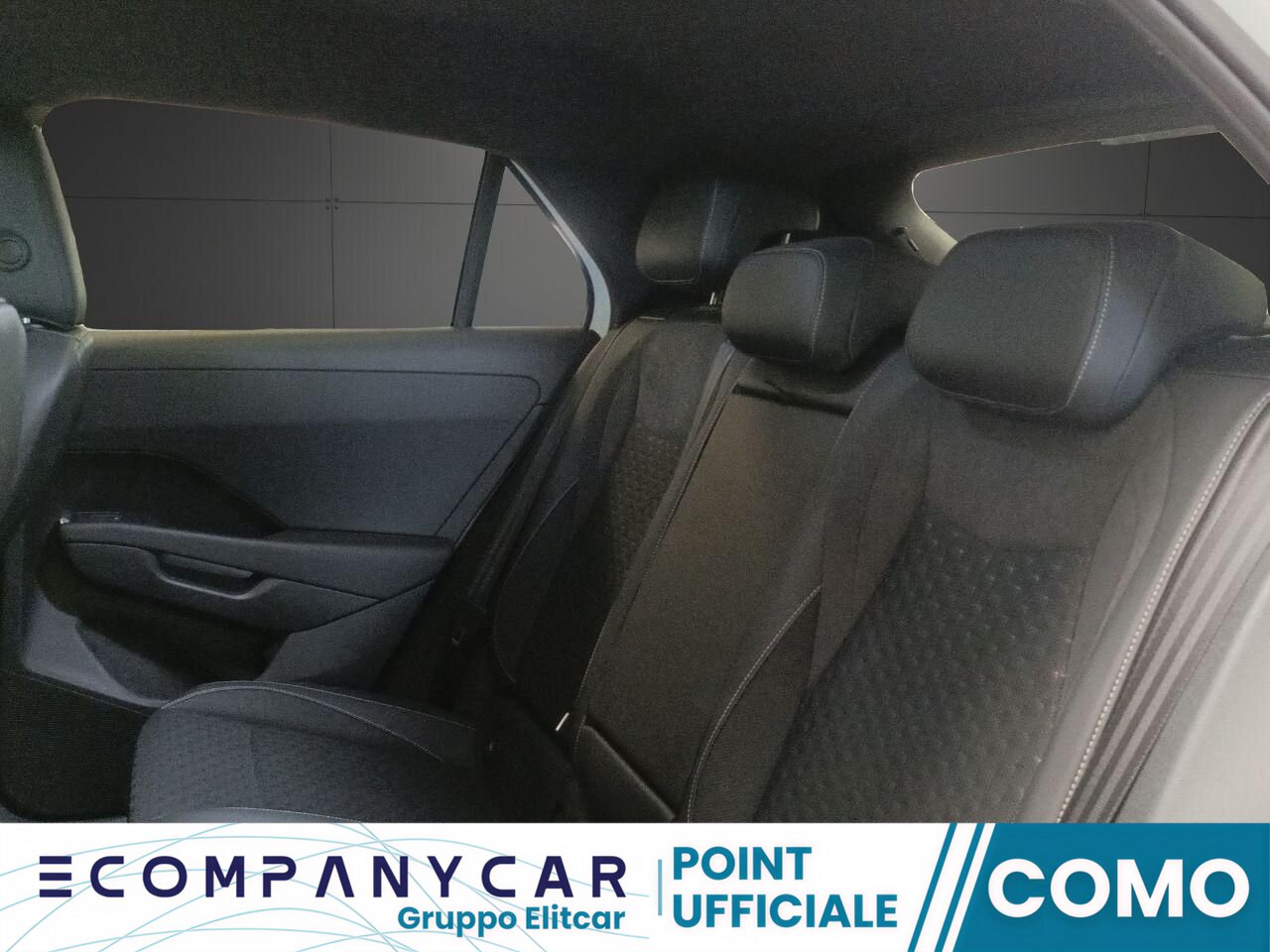 Volkswagen T-Roc 1.5 eTSI ACT 150 CV DSG R-Line
