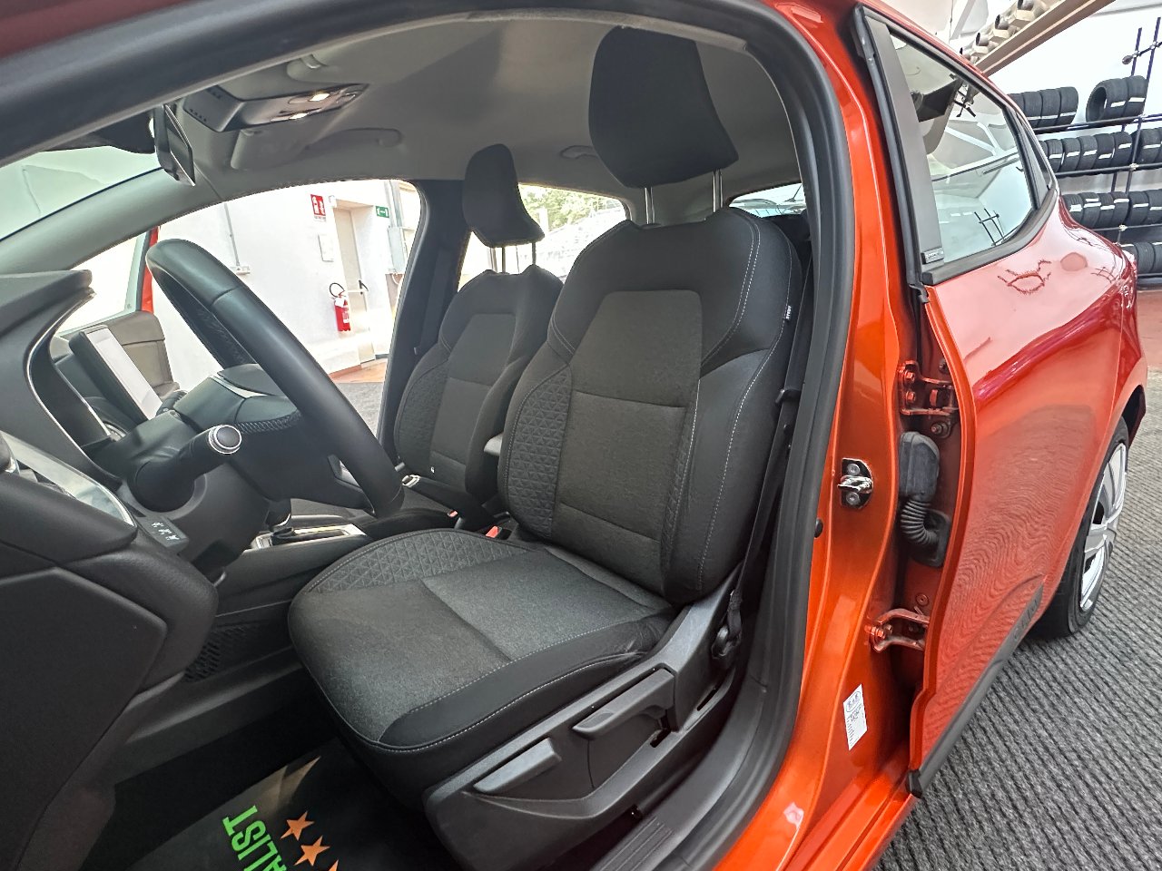 Renault Clio 5 Porte 1.6 E-Tech hybrid Zen 140cv auto