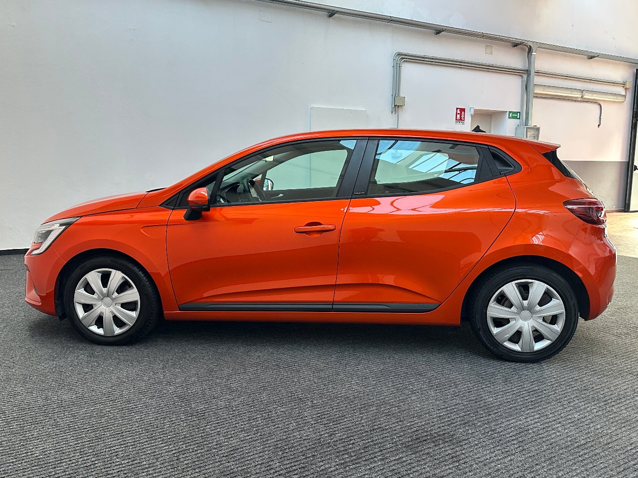 Renault Clio 5 Porte 1.6 E-Tech hybrid Zen 140cv auto
